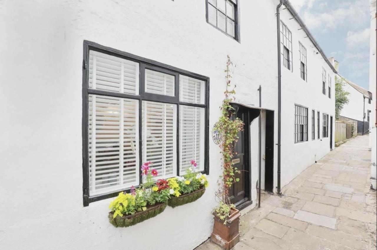 Whitby Boutique - Mast Cottage Bagian luar foto